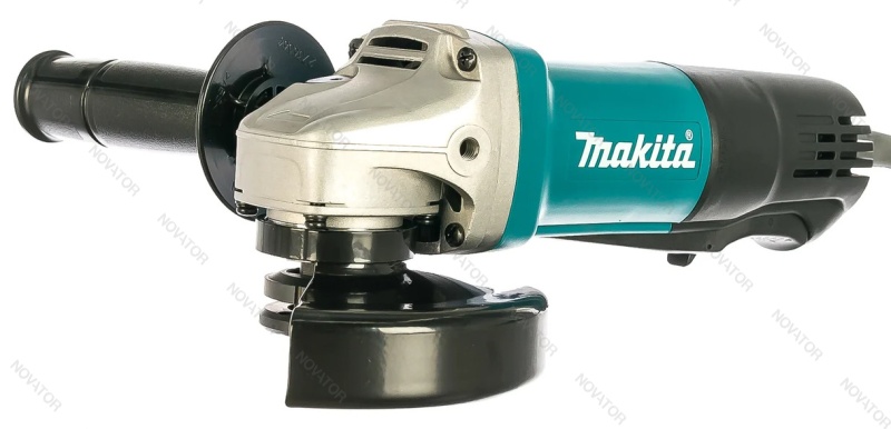 Makita 9558HPG, 840Вт